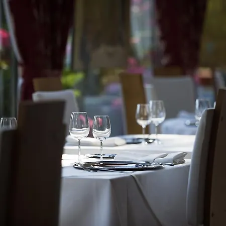 Chateau Les Bruyeres Chateaux & De France Cambremer