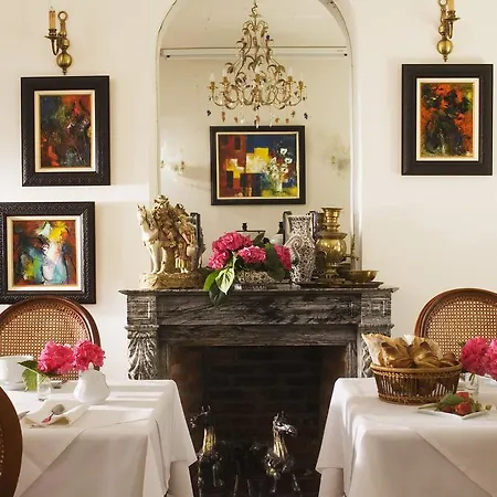Hotel Chateau Les Bruyeres Chateaux & De France 3*